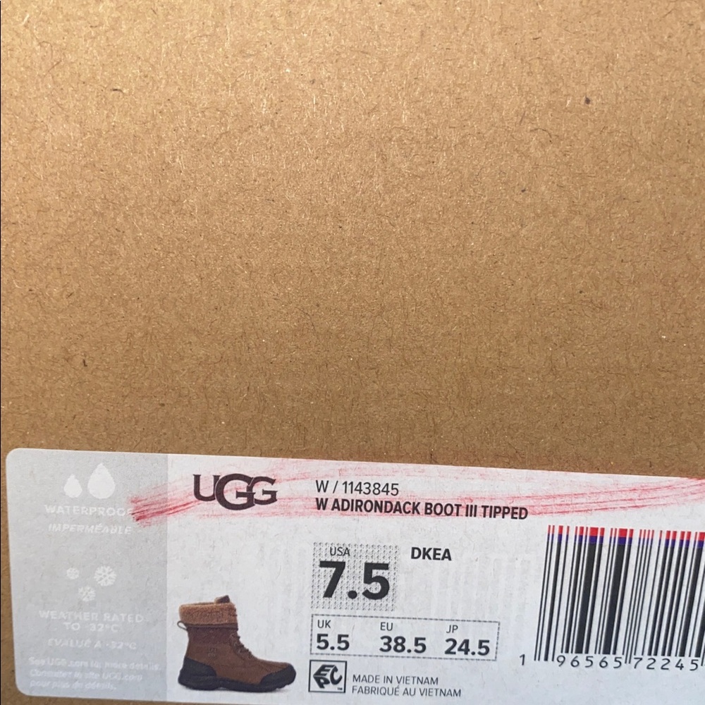 UGG ADIRONDACK BOOT III TIPPED - Picture 6 of 6